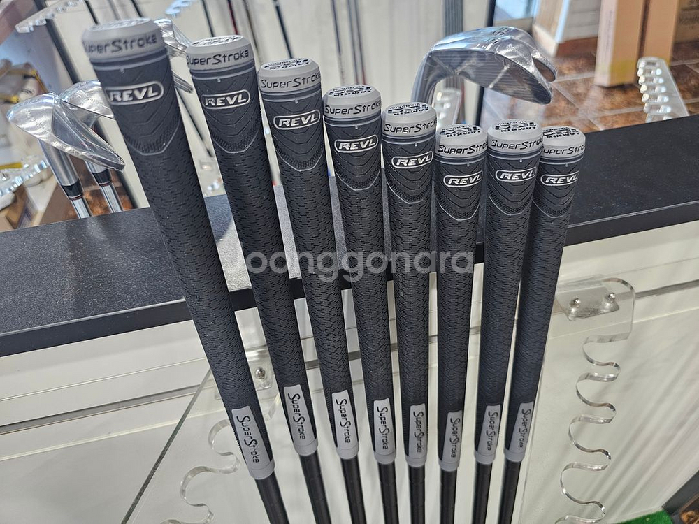 미즈노 JPX925포지드 블랙 한정판--0