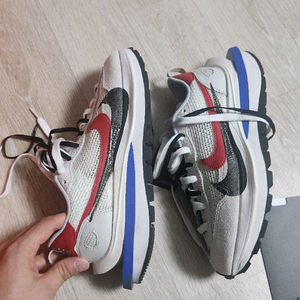 나이키 x 사카이 베이퍼와플 로얄푸시아 255 극미중고