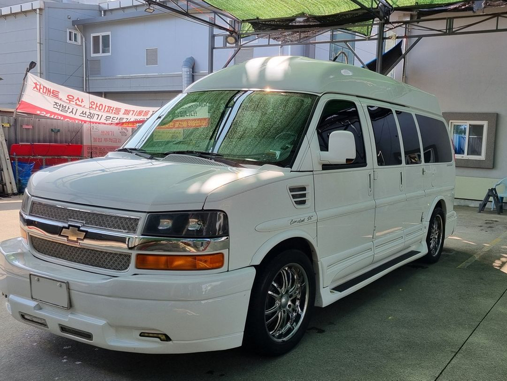 익스프레스밴 12년식 9인승 팝니다--2