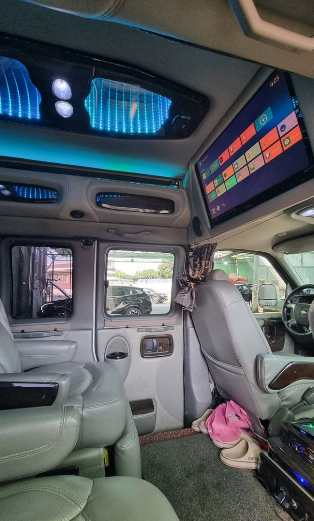 익스프레스밴 12년식 9인승 팝니다--4