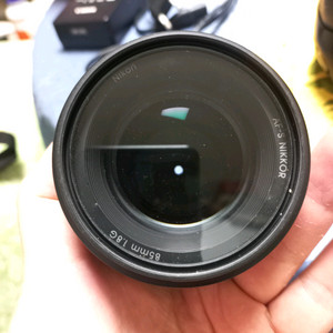 니콘 AF-S NIKKOR 85mm 1:1.8G 렌즈