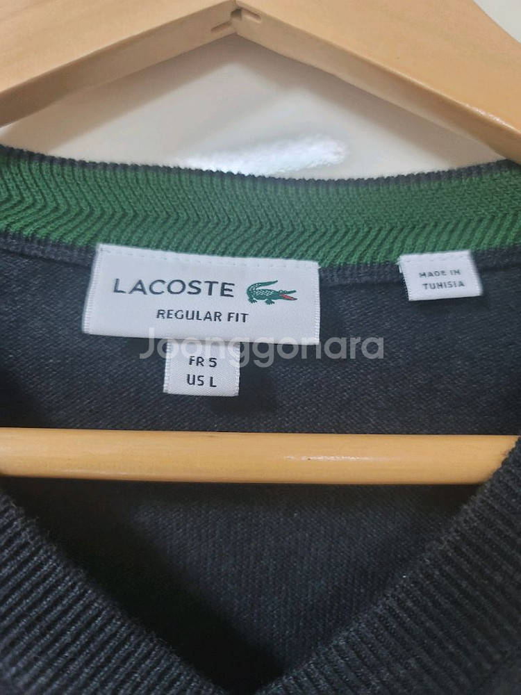 라코스테 V넥 니트 새제품 60% 할인 판매합니다--1