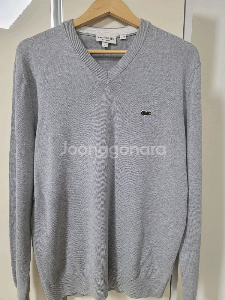 라코스테 V넥 니트 새제품 60% 할인 판매합니다--4