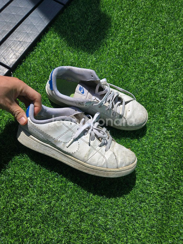 나이키 전투화 270--1