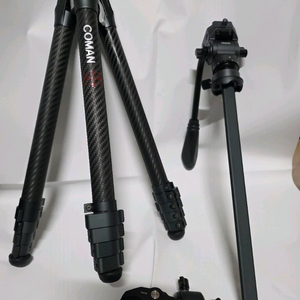 울란지 코만제로 카본삼각대