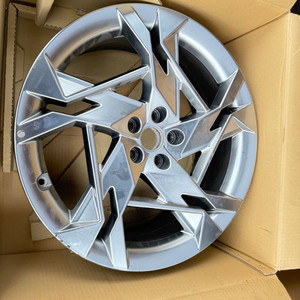 gv60 순정 21인치 휠+타이어+tpms셋트 판매 이미지