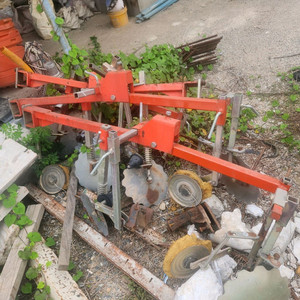 트랙터용 비닐피복기