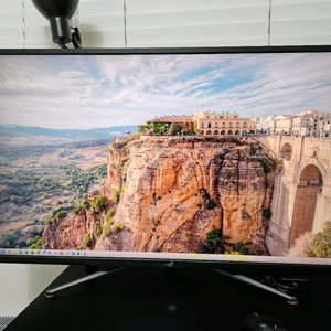 ASUS 43인치 4K 120hz 모니터 XG438Q