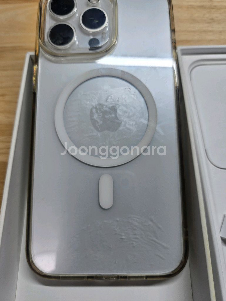 아이폰15프로맥스 512gb 화이트 팝니다.--7