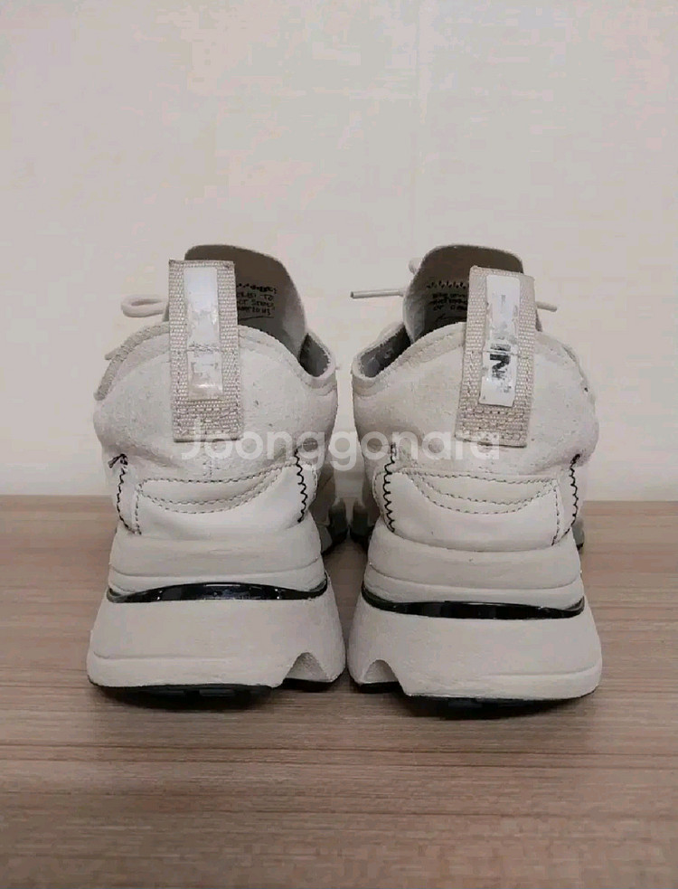 남성 나이키 에어줌 타입 라이트 오레우드 운동화(240--5