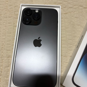아이폰 14프로맥스 256gb (액정 생활기스)