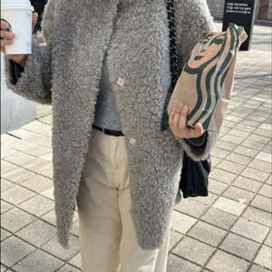 빈로그 뽀글이 무스탕 코트