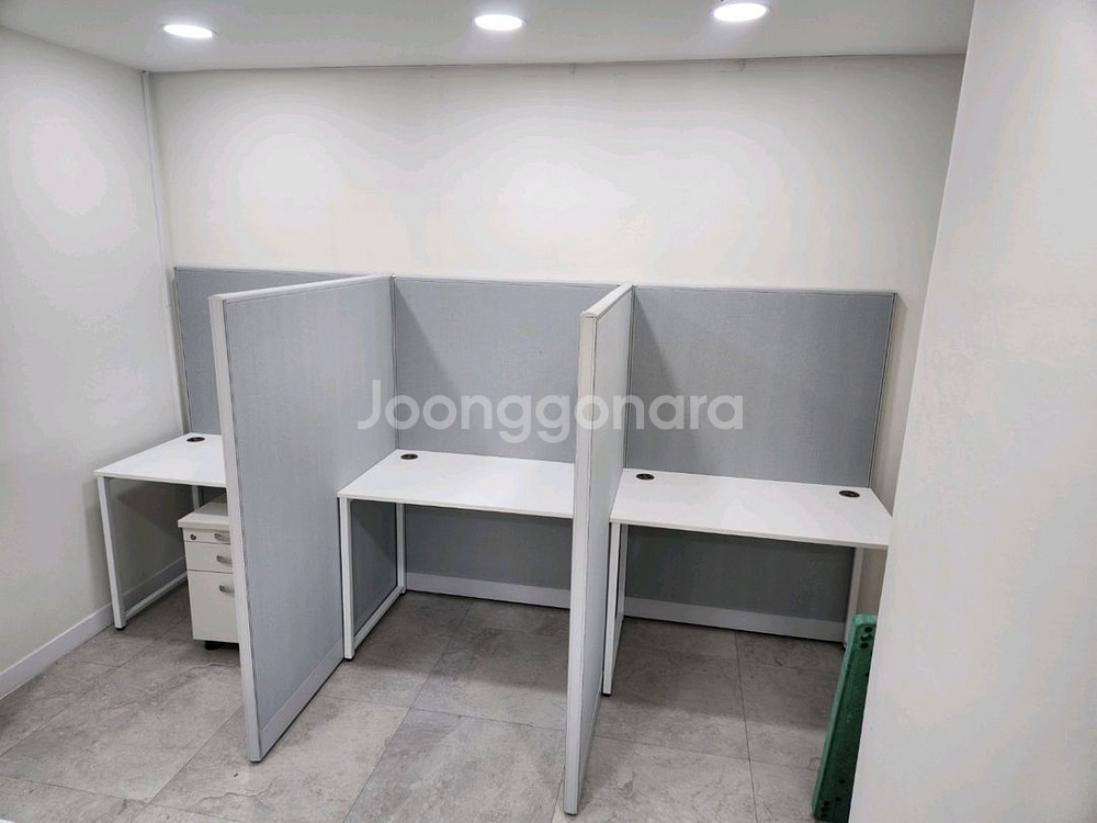 사무용책상 사무실용 가구 화이트 [신품출고]서울 강남구--5