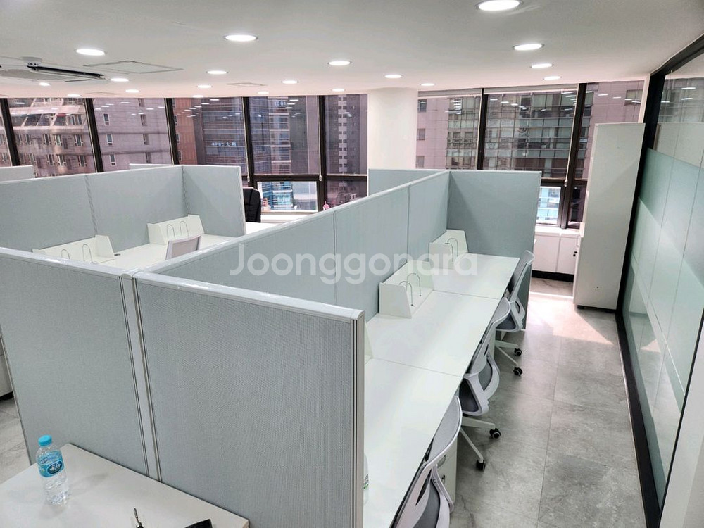 사무용책상 사무실용 가구 화이트 [신품출고]서울 강남구--3