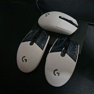Logitech G304 무선 게이밍 마우스