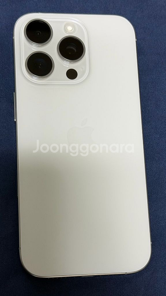 ss급 아이폰16 프로 화이트256G(배터리100%)--2