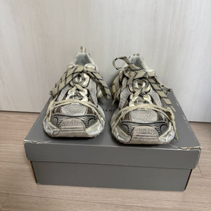 (43) 발렌시아가 3xl 뉴베이지 에그쉘 스니커즈