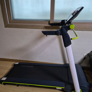 이고진 런닝머신 V1