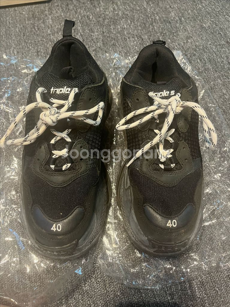 발렌시아가 트리플S 더티블랙40--0