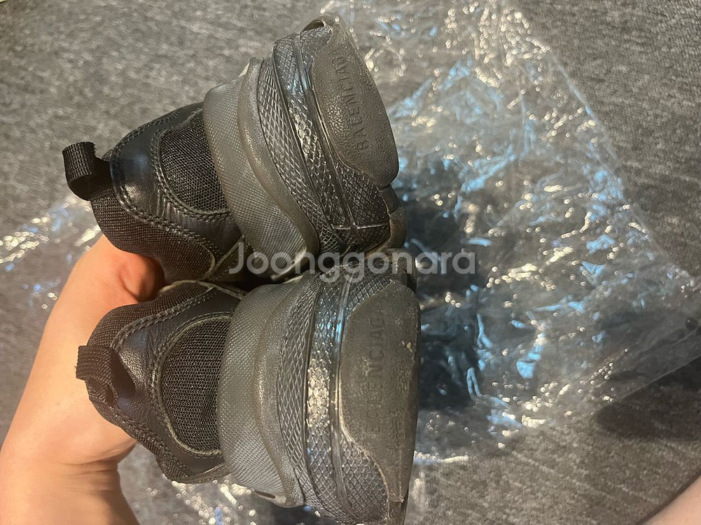 발렌시아가 트리플S 더티블랙40--3