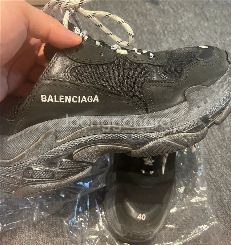 발렌시아가 트리플S 더티블랙40--2