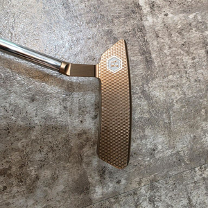 베티 퀸비14번 32인지 퍼터 판매합니다