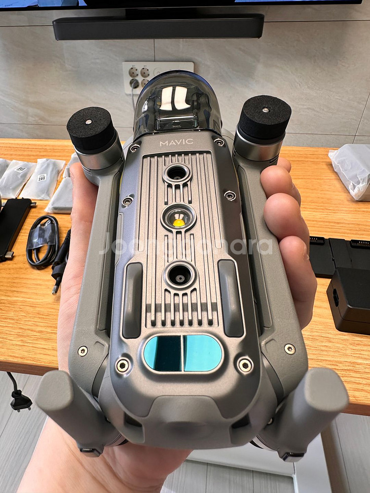 (새삥)DJI 매빅에어2 플라이모어콤보 미사용제품 판매--2
