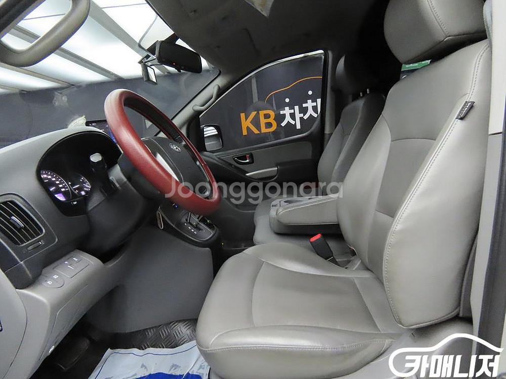 [현대]더 뉴 그랜드 스타렉스 2WD 밴 3인승 스마트--4