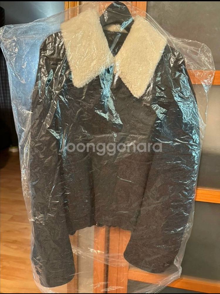 (새상품)온앤온on&on 카라 핸드메이드 자켓--9