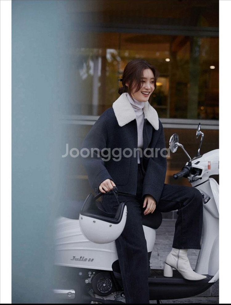 (새상품)온앤온on&on 카라 핸드메이드 자켓--4