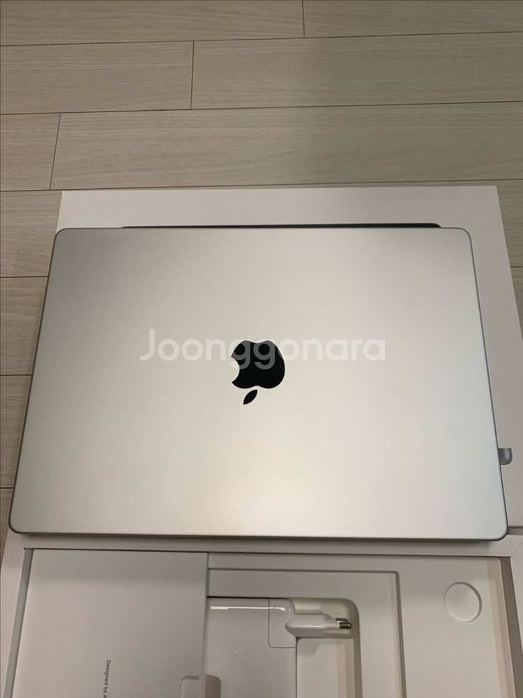 S급 ) 맥북 프로 M1 14인치 16gb 1tb 실버--1
