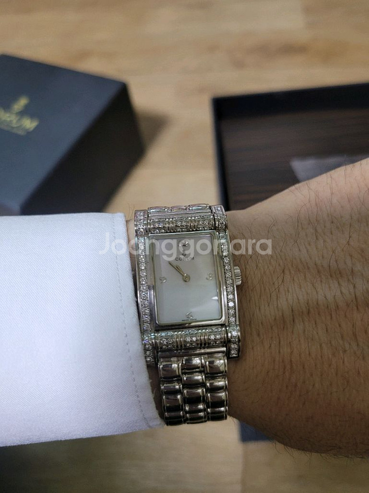 정품 코룸(CORUM) 18K 화이트골드 금통 판매,교--6