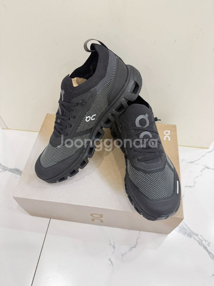 (온러닝 클라우드6벌사)On클라우드6 Versa 235--4