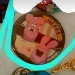지하군 못케 캔뱃지