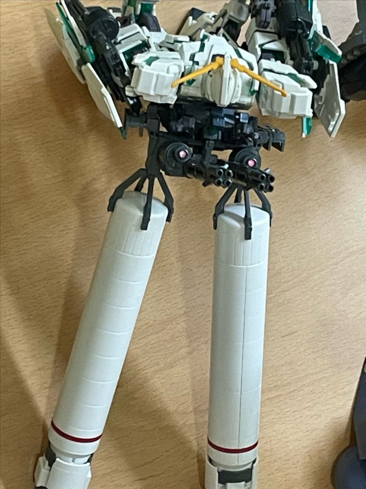 반다이 건담 hg 시리즈별 조립--6