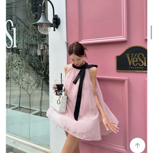 새상품)핑크 블랙리본홀터 원피스