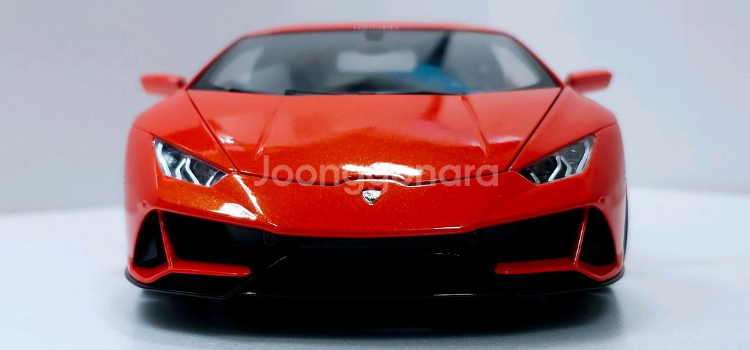 오토아트 1:18 람보르기니 우라칸 다이캐스트 모형--2