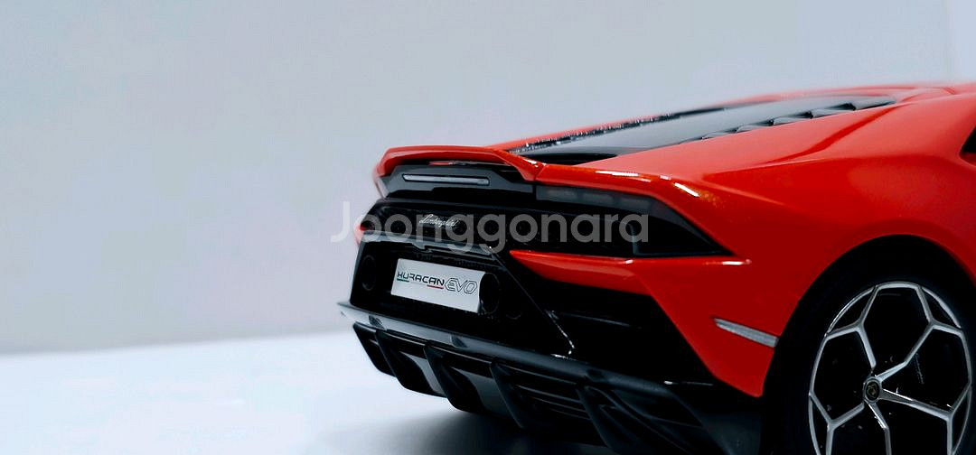오토아트 1:18 람보르기니 우라칸 다이캐스트 모형--6