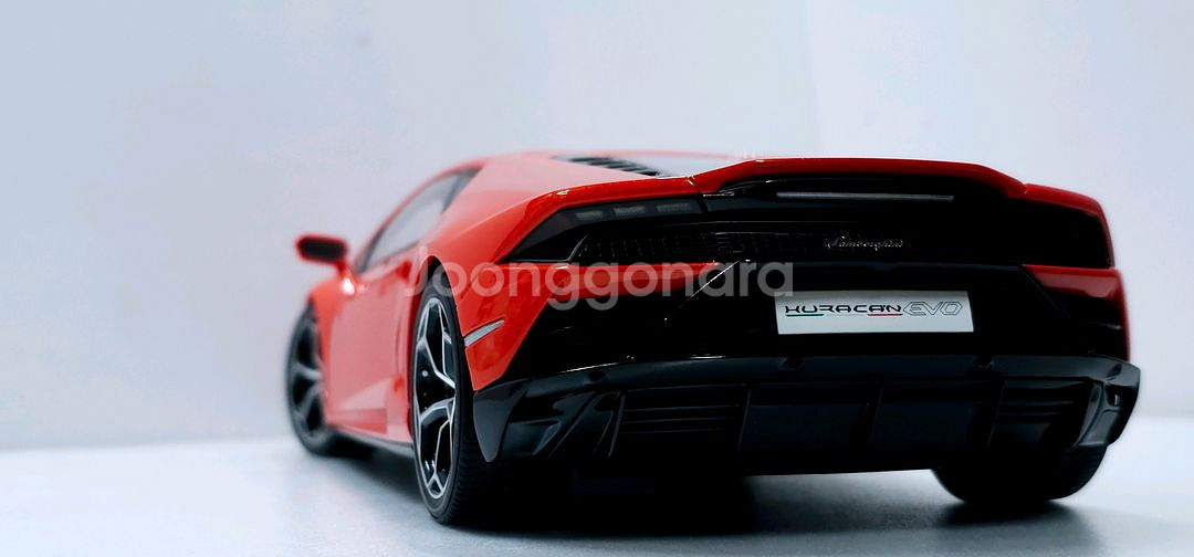오토아트 1:18 람보르기니 우라칸 다이캐스트 모형--4