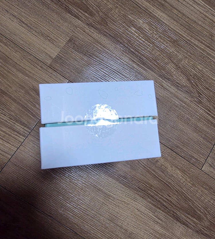 유즈하 리코 향수 미개봉 팝니다--1