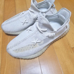 이지부스트 350 v2 본화이트 270