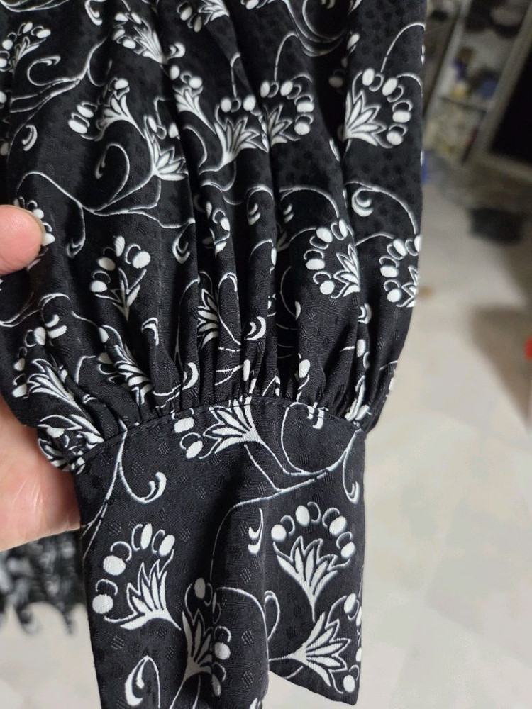 테드베이커 브이넥롱원피스 정품ㅡ가격내링--3