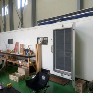 정박형 카라반 .길이11m 폭2.5m