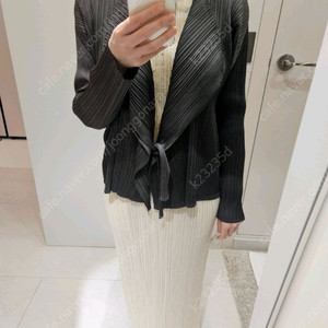 이세이미야케.플리츠플리즈 먼슬리탑 +가디건일괄