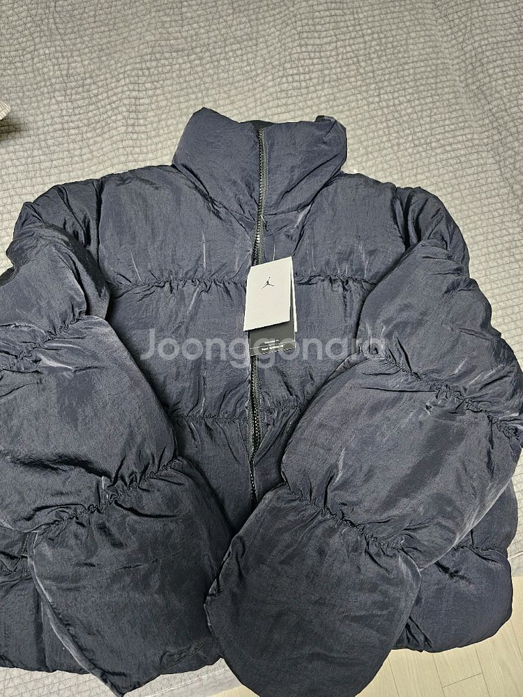 나이키조던 FB5150 블랙 여성 푸퍼 숏패딩--2