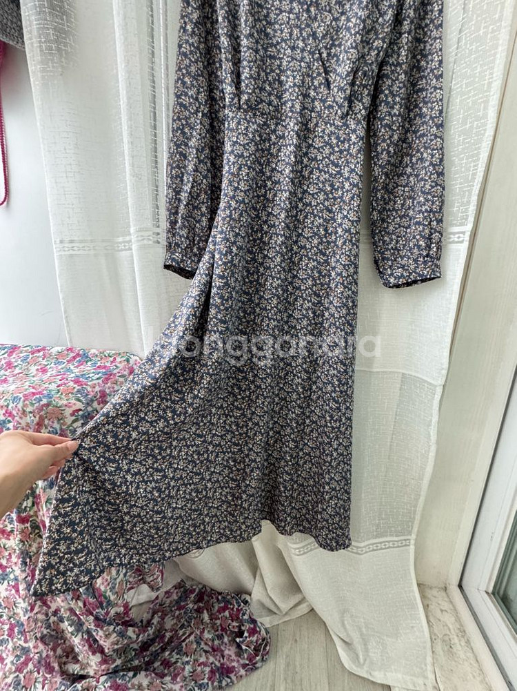 연블루 꽃무늬 패턴 긴팔 원피스 프리--5