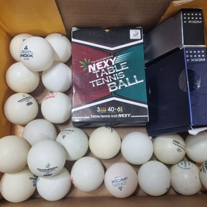여러종류 탁구공 38개 팝니다