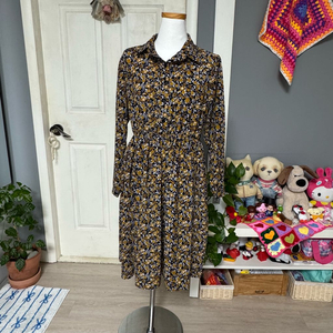 플라워 패턴 긴팔 원피스 프리