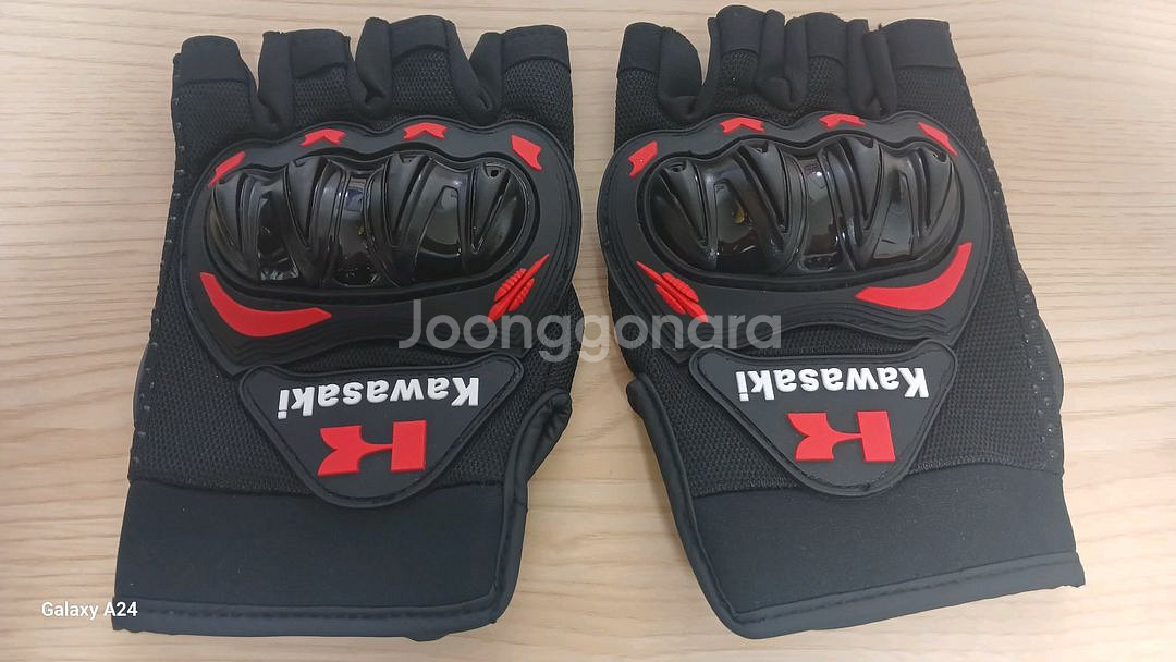 KAWASAKI 가와사키 레드앤블랙 오토바이 바이크 자--3