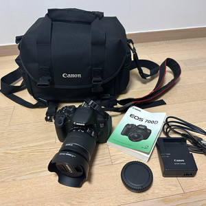 캐논 EOS 700D 18-55 번들킷 팔아요